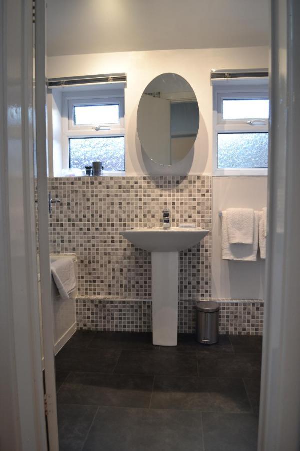 Entire 3 Bedroom House Near Caerphilly Station Eksteriør billede