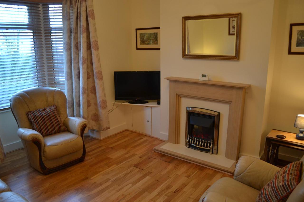 Entire 3 Bedroom House Near Caerphilly Station Eksteriør billede