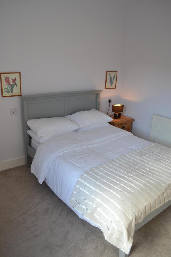 Entire 3 Bedroom House Near Caerphilly Station Eksteriør billede