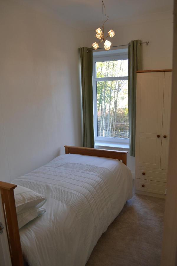 Entire 3 Bedroom House Near Caerphilly Station Eksteriør billede